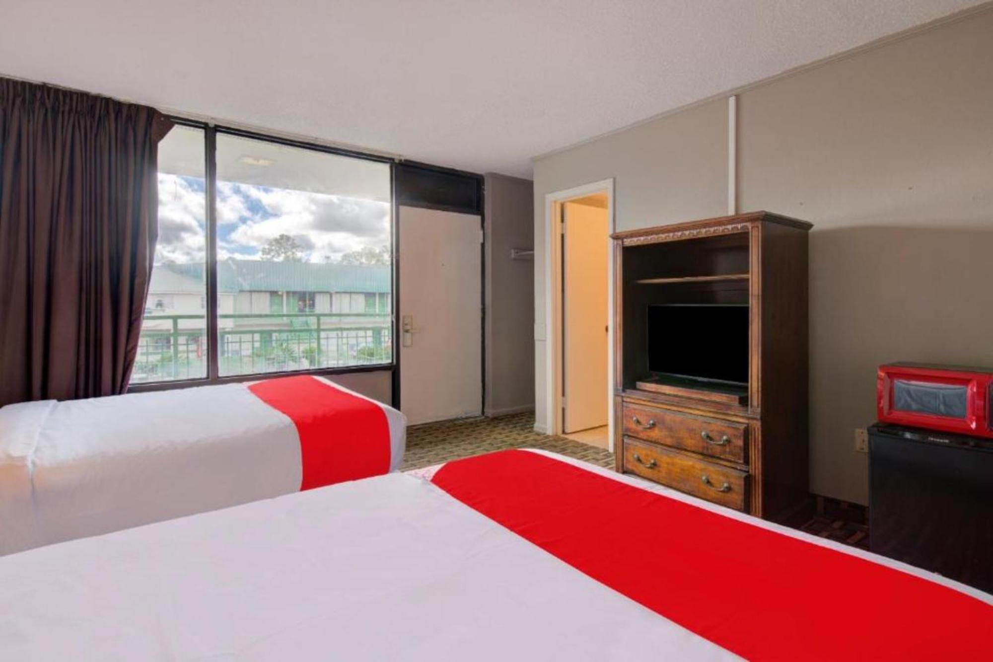 Oyo Hotel Douglas Ga Us-441 Esterno foto