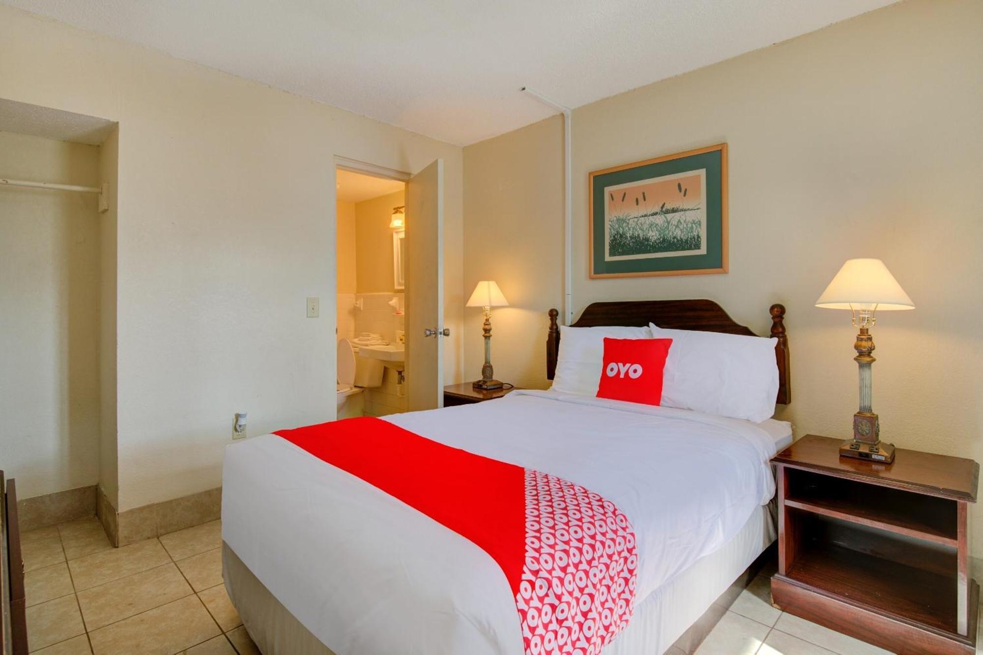 Oyo Hotel Douglas Ga Us-441 Esterno foto